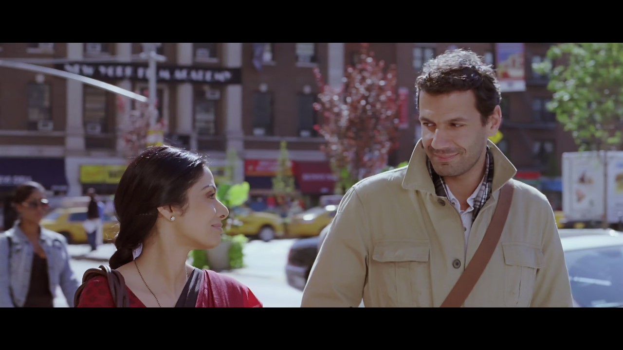 English Vinglish (2012) ZEE5 WEB-DL Hindi 2160p 10bit HEVC DDP 5.1 ESub.mkv.0002